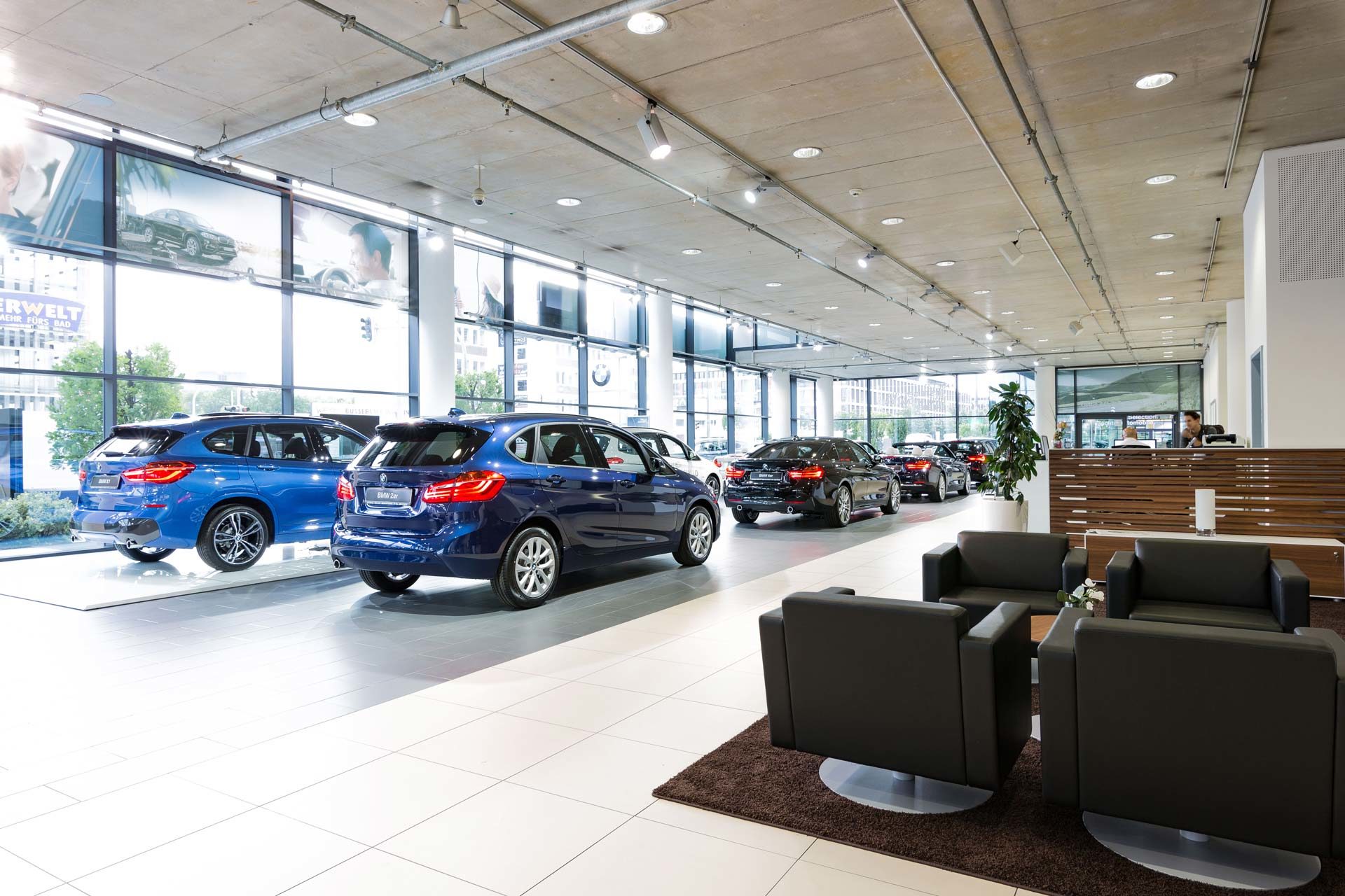 BMW Automag Showroom